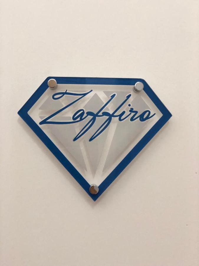 シャイン ハウス ローマ エクステリア 写真